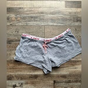 No boundaries Valentine girls boxer pajamas. Grey with red lettering